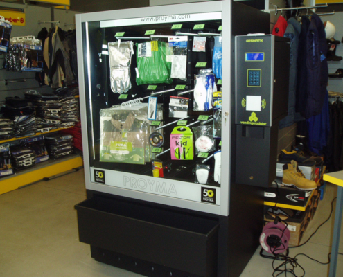 Workwear vending machine