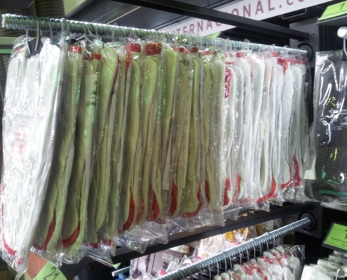 Large-scale industrial vending machine for products