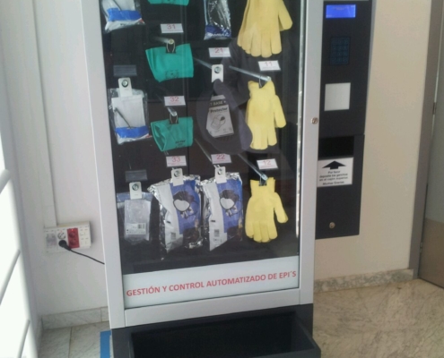 PPE vending machine for the pharmaceutical industry